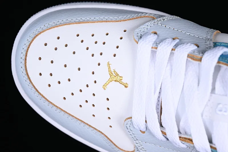 All categories Air Jordan Jordan series basketball shoes Air Jordan 1 Low G version pure original Air Jordan 1 Low AJ1 Joe 1 sea salt blue low-top cultural casual sneakers FN8899-131